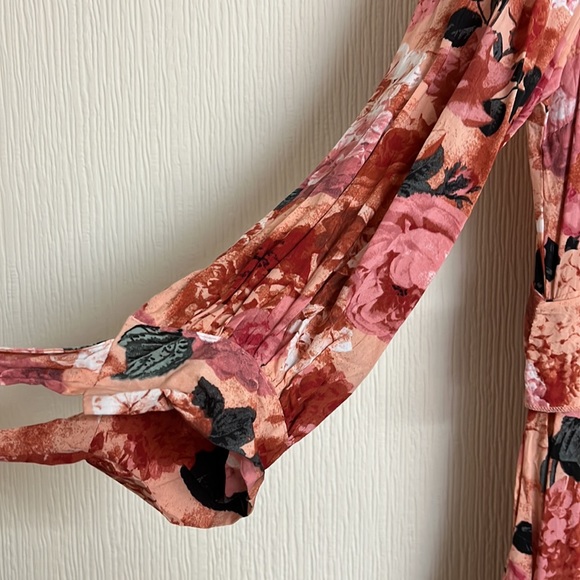 Tiered Floral Maxi Dress - Picture 3 of 10